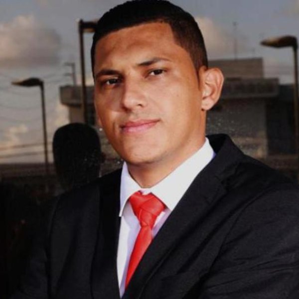 Ailson, advogado